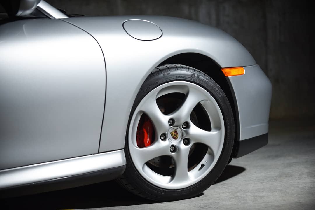 2004 Porsche 911 Carrera 4S — photo 19