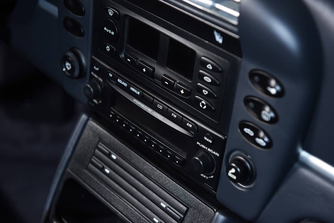 2004 Porsche 911 Carrera 4S — photo 24