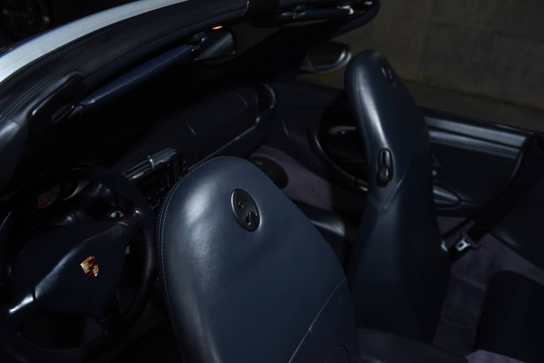 2004 Porsche 911 Carrera 4S — photo 28
