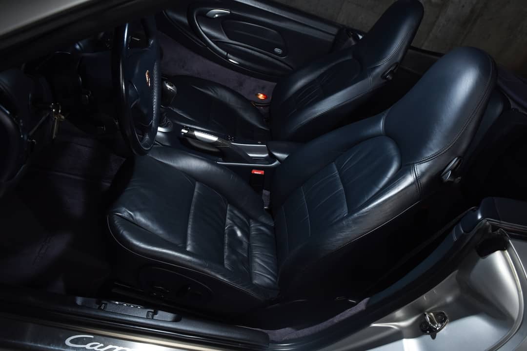 2004 Porsche 911 Carrera 4S — photo 31