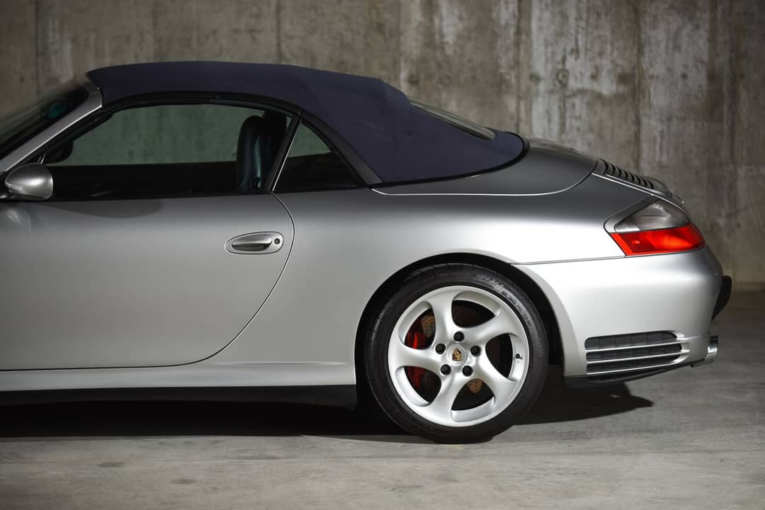 2004 Porsche 911 Carrera 4S — photo 6