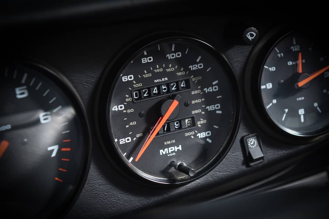 1996 Porsche 993 Carrera 2 — photo 22
