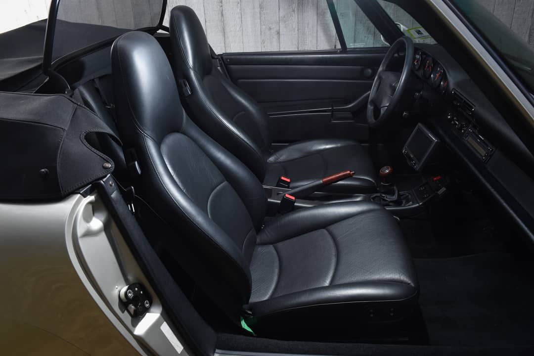 1996 Porsche 993 Carrera 2 — photo 25