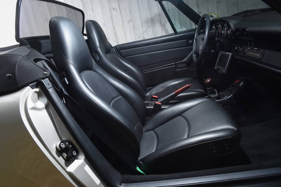1996 Porsche 993 Carrera 2 — photo 27