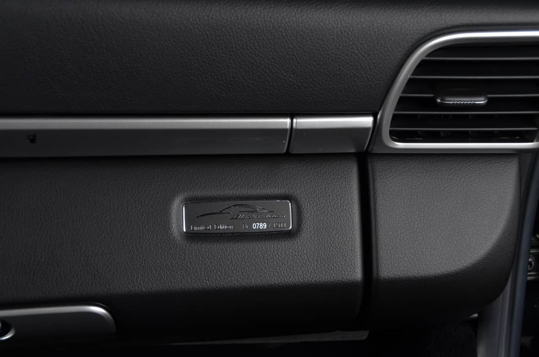 2012 Porsche 911 Black Edition — photo 21