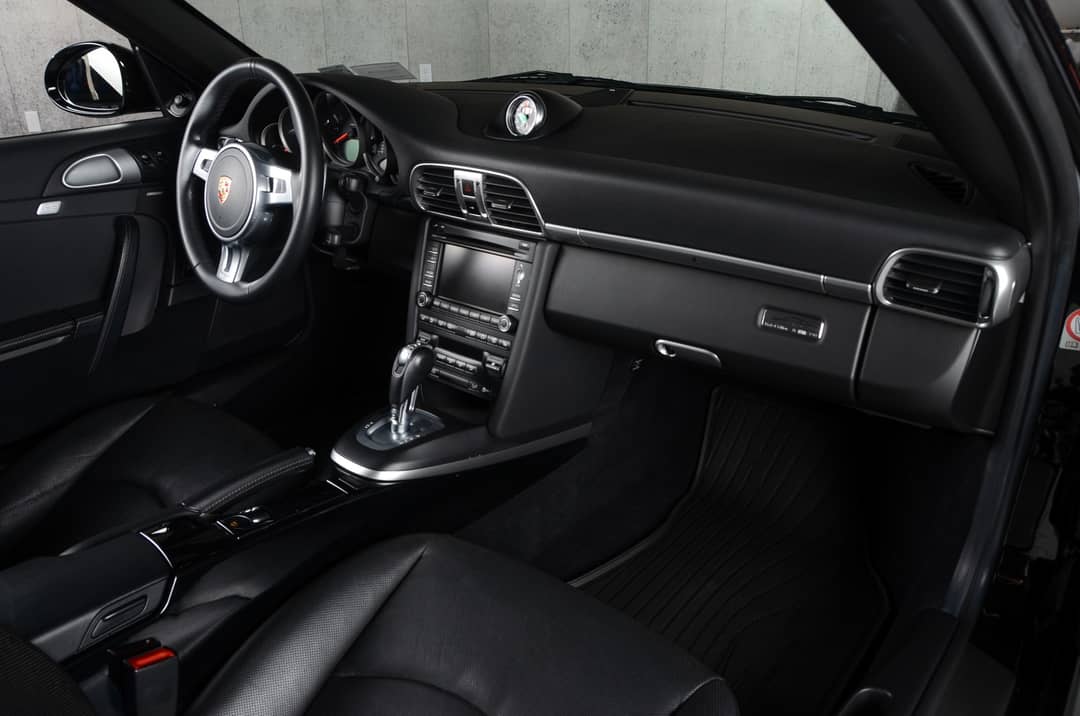 2012 Porsche 911 Black Edition — photo 25