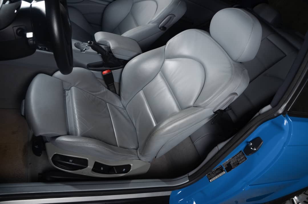 2002 BMW M3 — photo 18