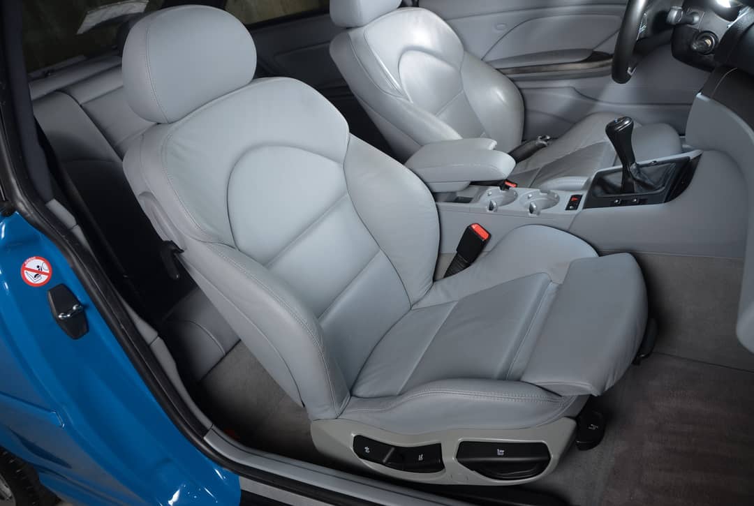 2002 BMW M3 — photo 28