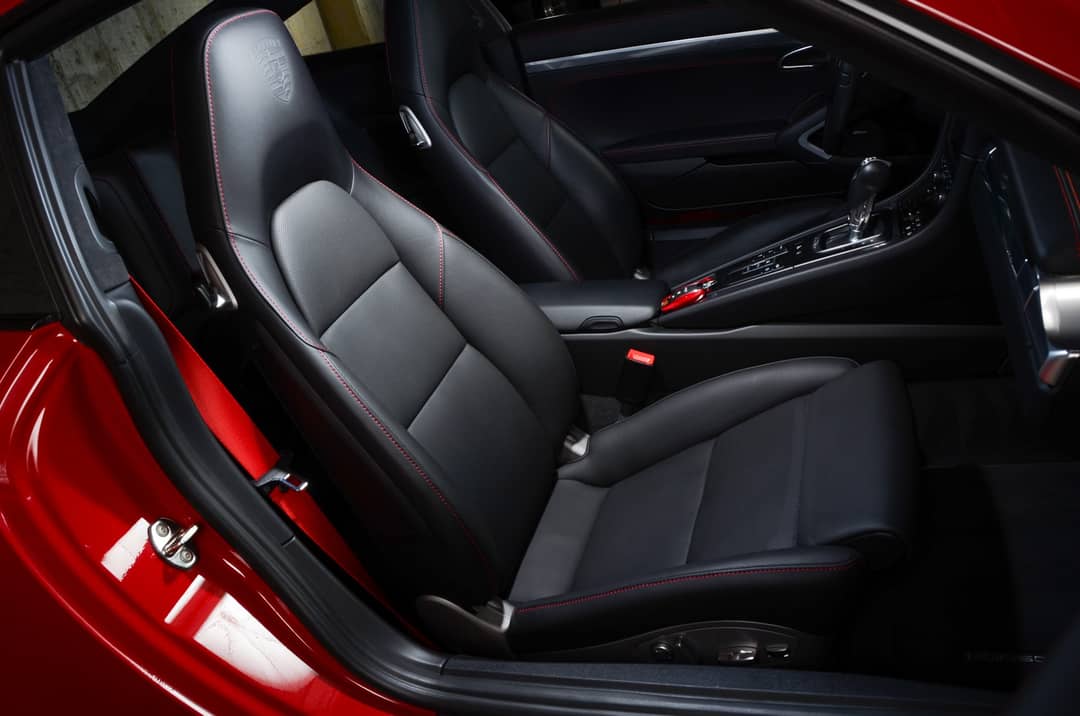 2014 Porsche 911 Carrera 4S — photo 27
