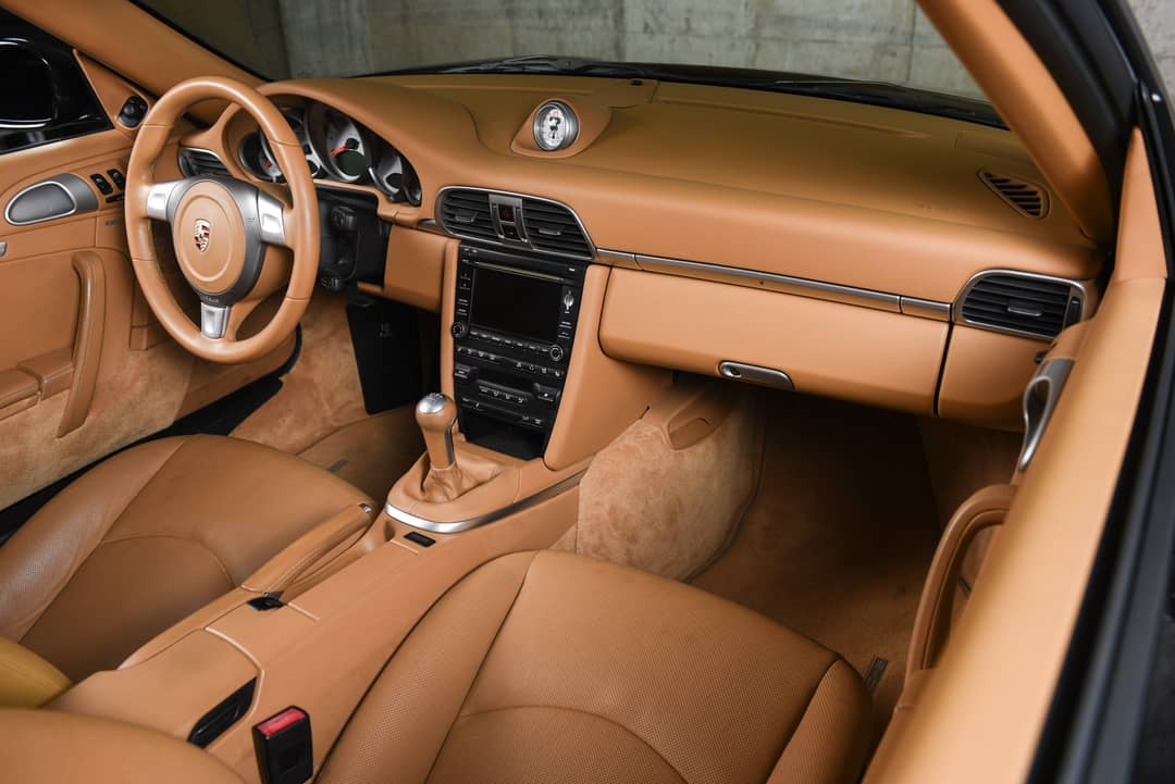 2009 Porsche 911 Carrera 4S — photo 33