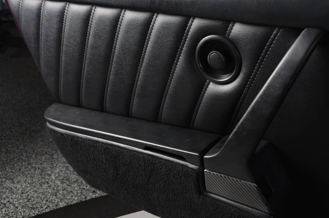 1991 Porsche Carrera 2 — photo 12
