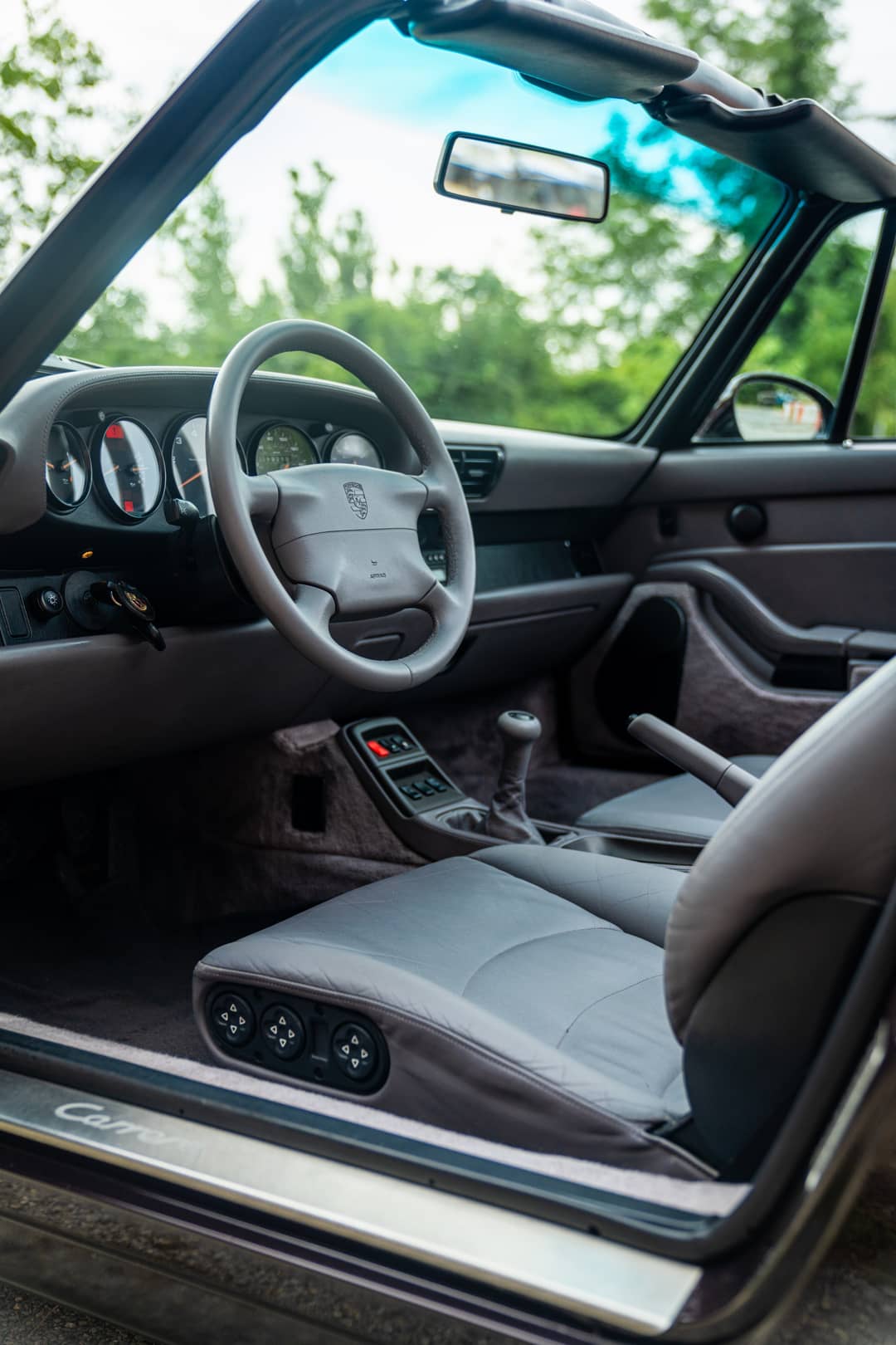1998 Porsche 911 Carrera — photo 12