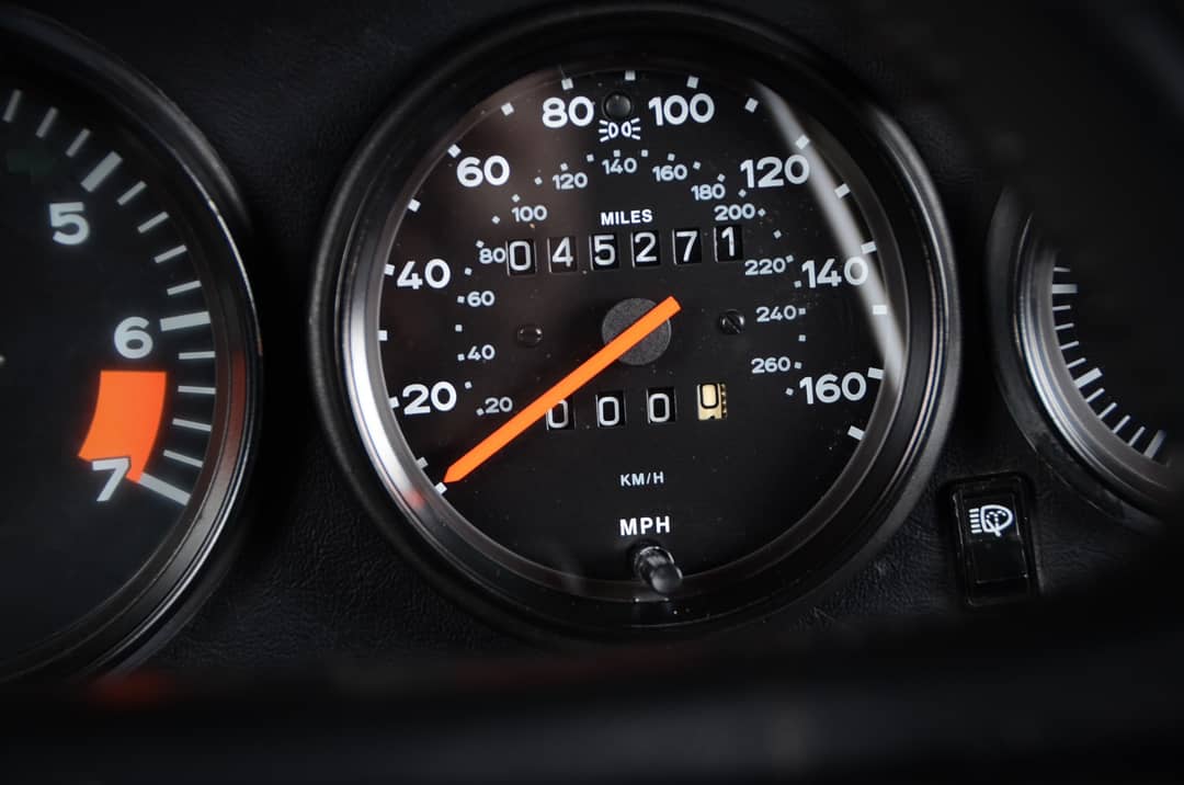 1987 Porsche 911 Carrera — photo 25