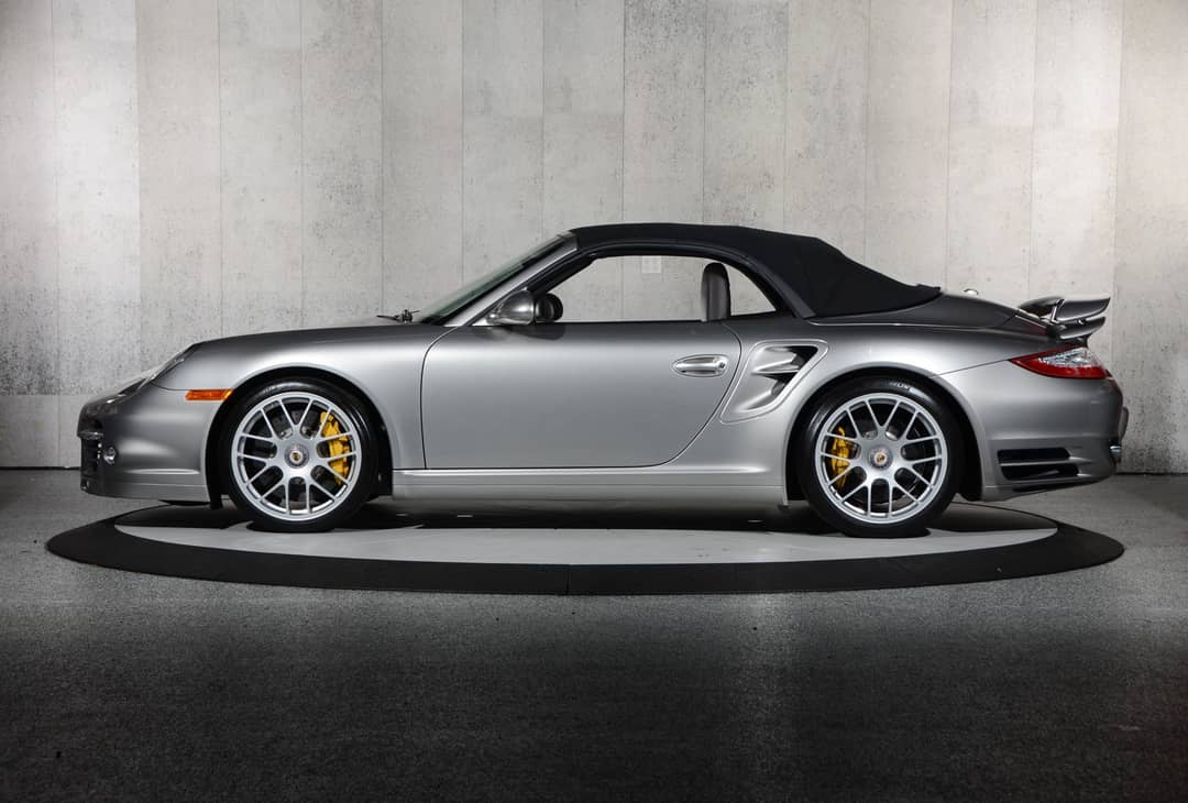 2012 Porsche 911 Turbo S — photo 12