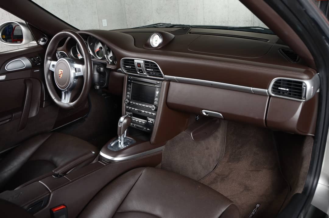 2012 Porsche 911 Turbo S — photo 32
