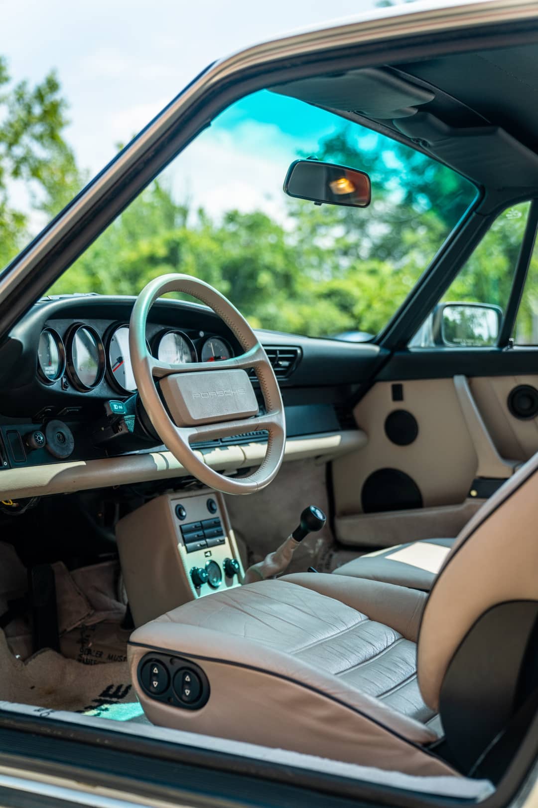 1989 Porsche 911 Carrera — photo 15