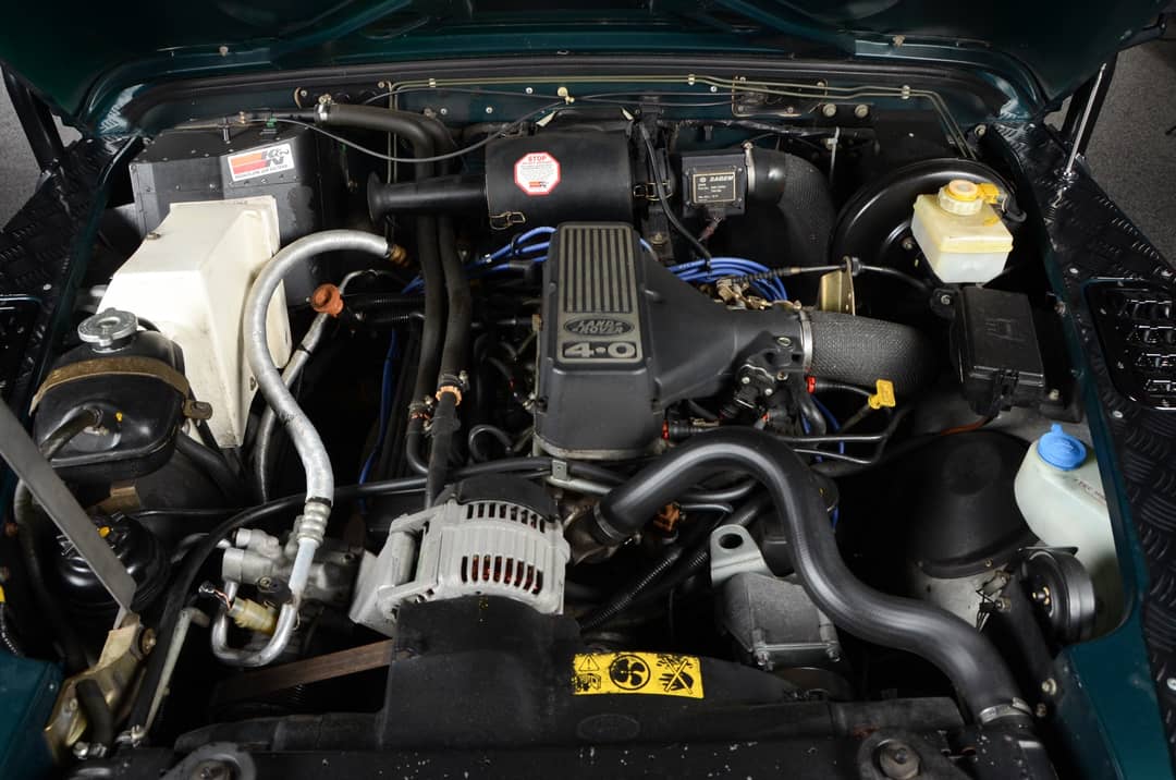 1997 Land Rover Defender 90 — photo 11