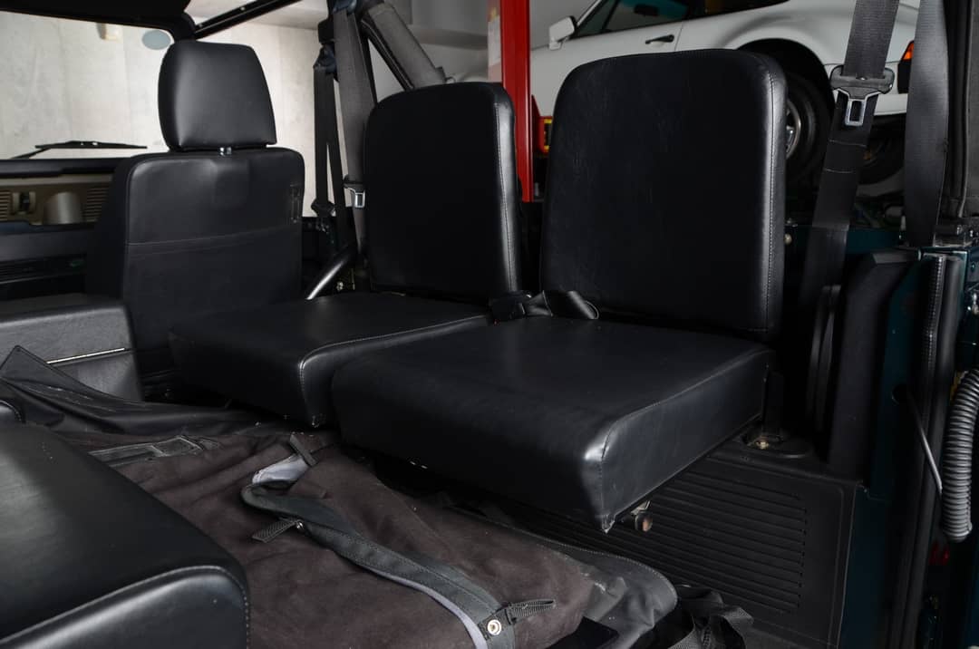 1997 Land Rover Defender 90 — photo 19
