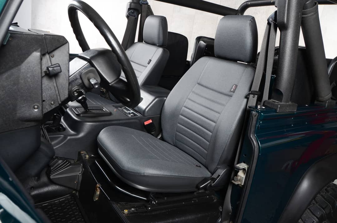 1997 Land Rover Defender 90 — photo 26