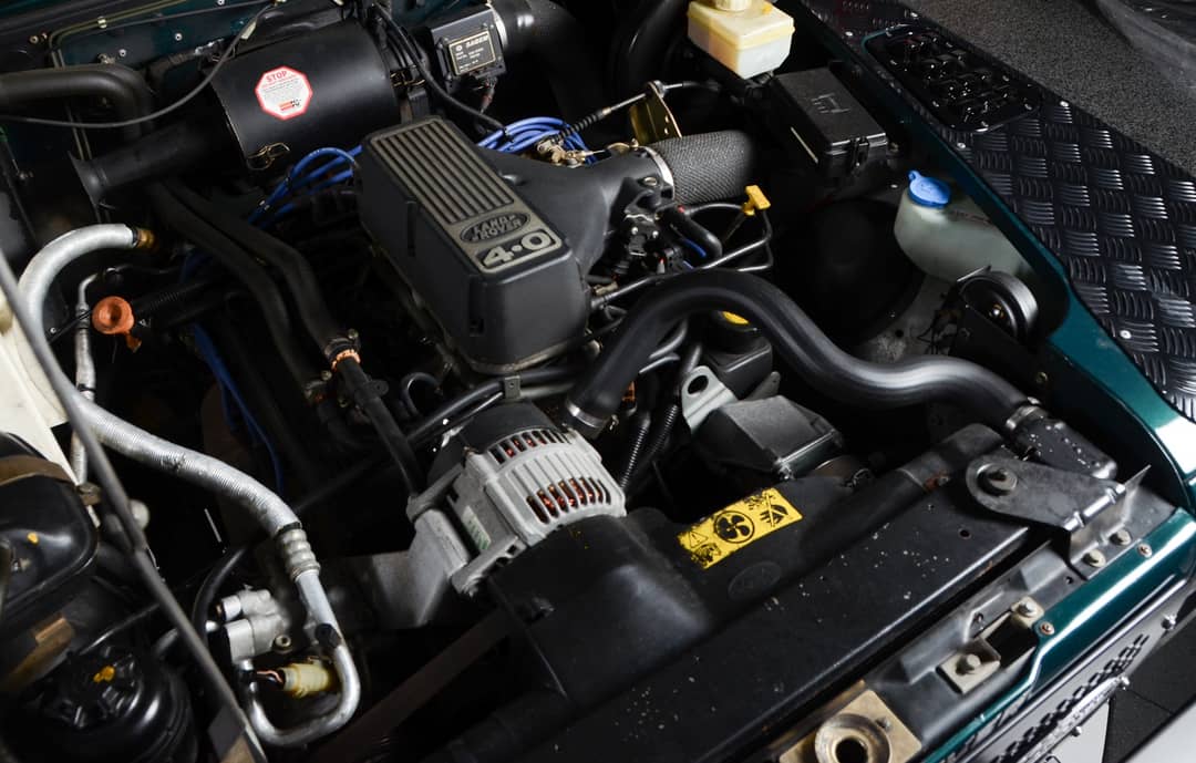 1997 Land Rover Defender 90 — photo 4