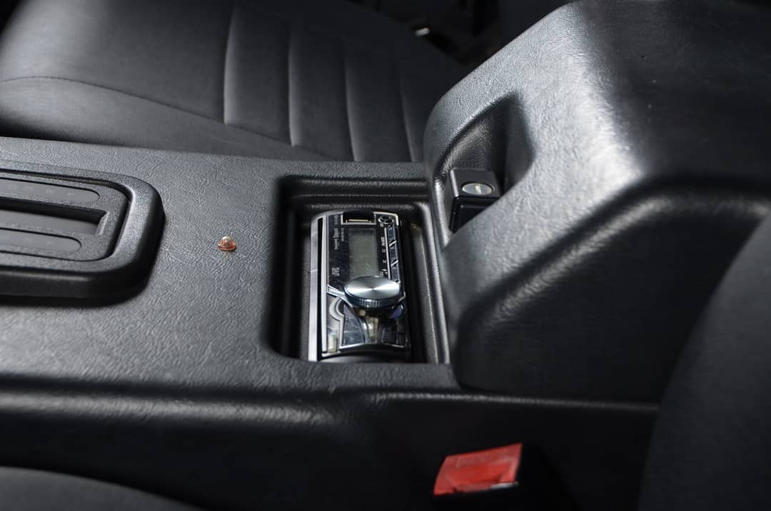 1997 Land Rover Defender 90 — photo 37