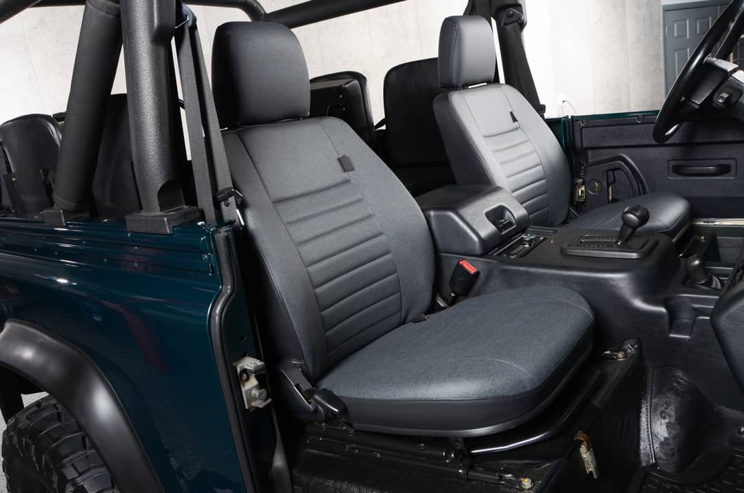 1997 Land Rover Defender 90 — photo 38