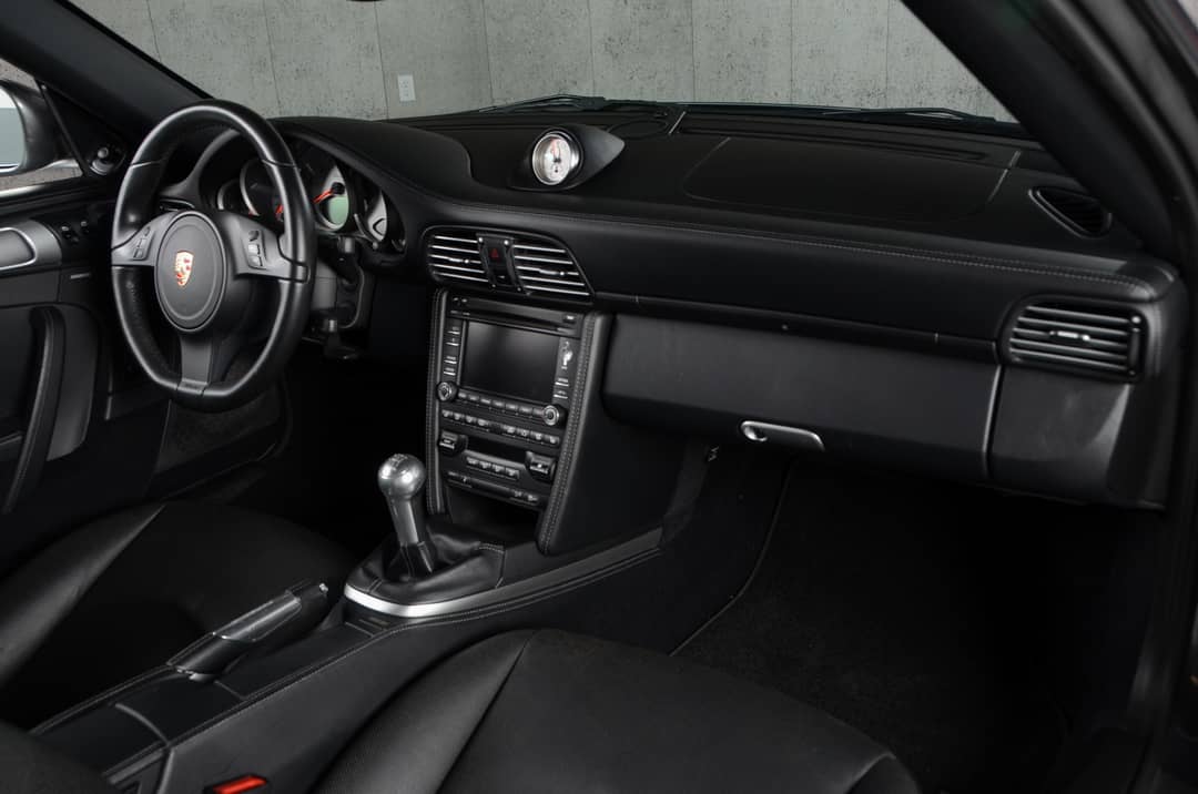 2012 Porsche 911 Turbo — photo 27