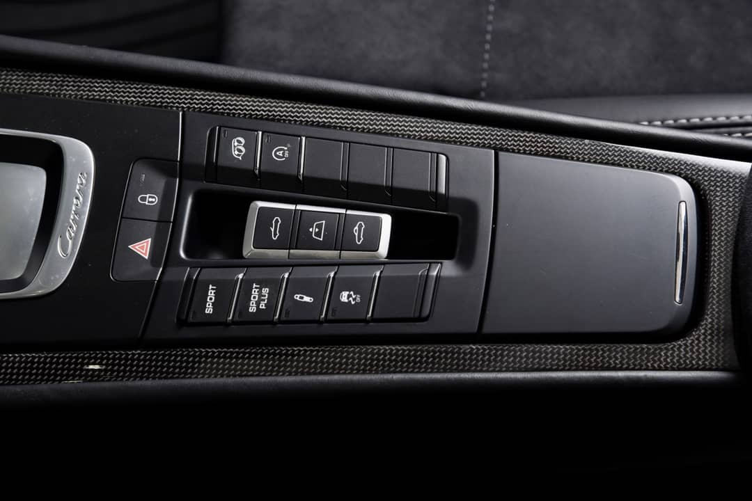 2016 Porsche 911 Carrera 4 GTS — photo 24