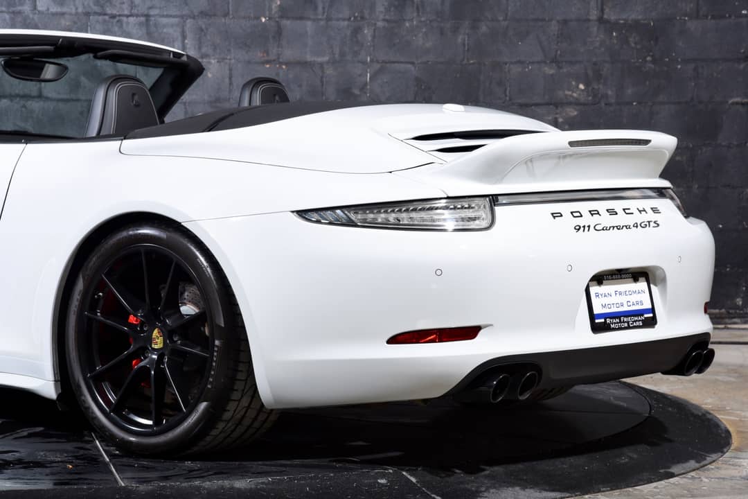 2016 Porsche 911 Carrera 4 GTS — photo 10
