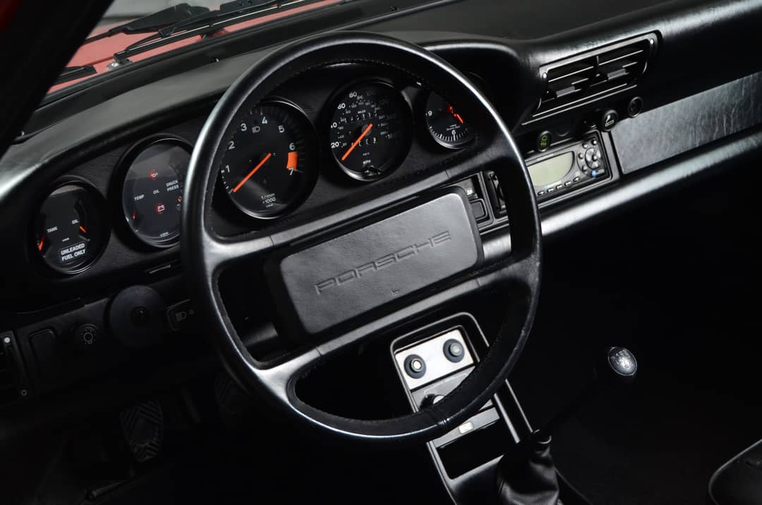 1988 Porsche 911 Carrera — photo 18