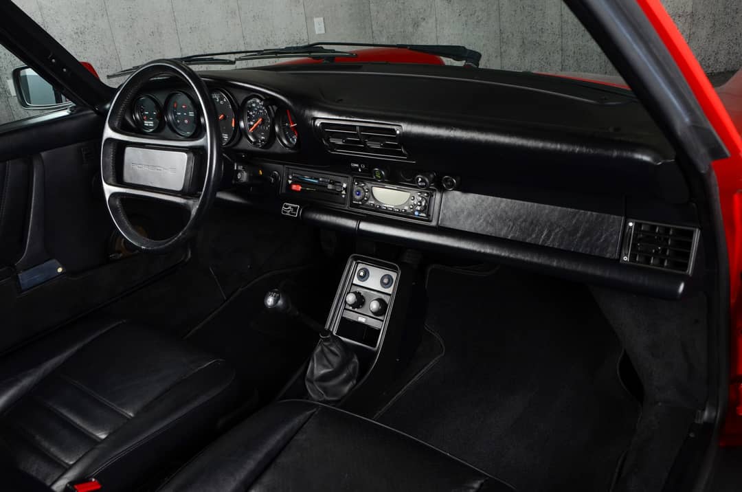 1988 Porsche 911 Carrera — photo 24