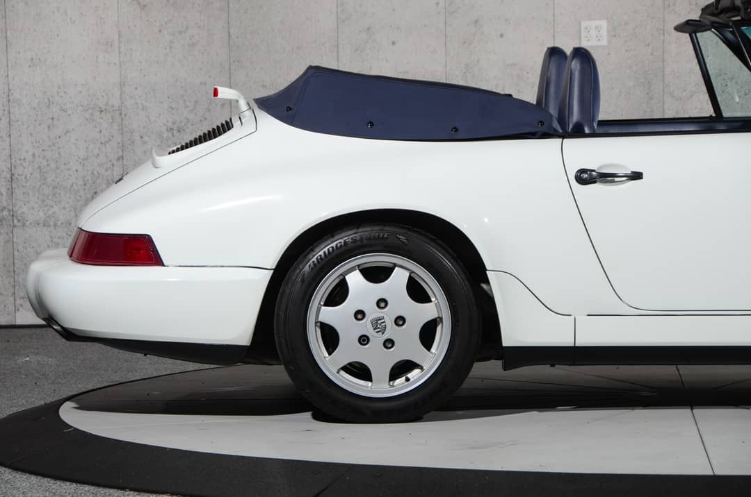 1991 Porsche 911 Carrera 2 — photo 2