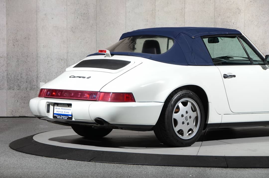 1991 Porsche 911 Carrera 2 — photo 11