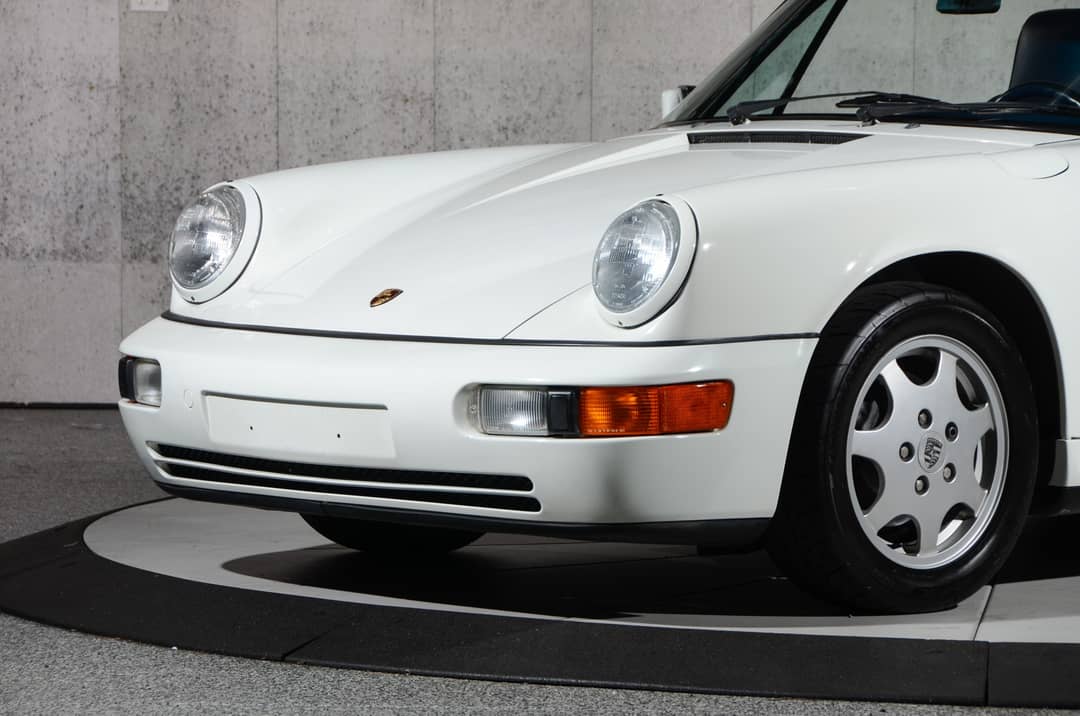 1991 Porsche 911 Carrera 2 — photo 17