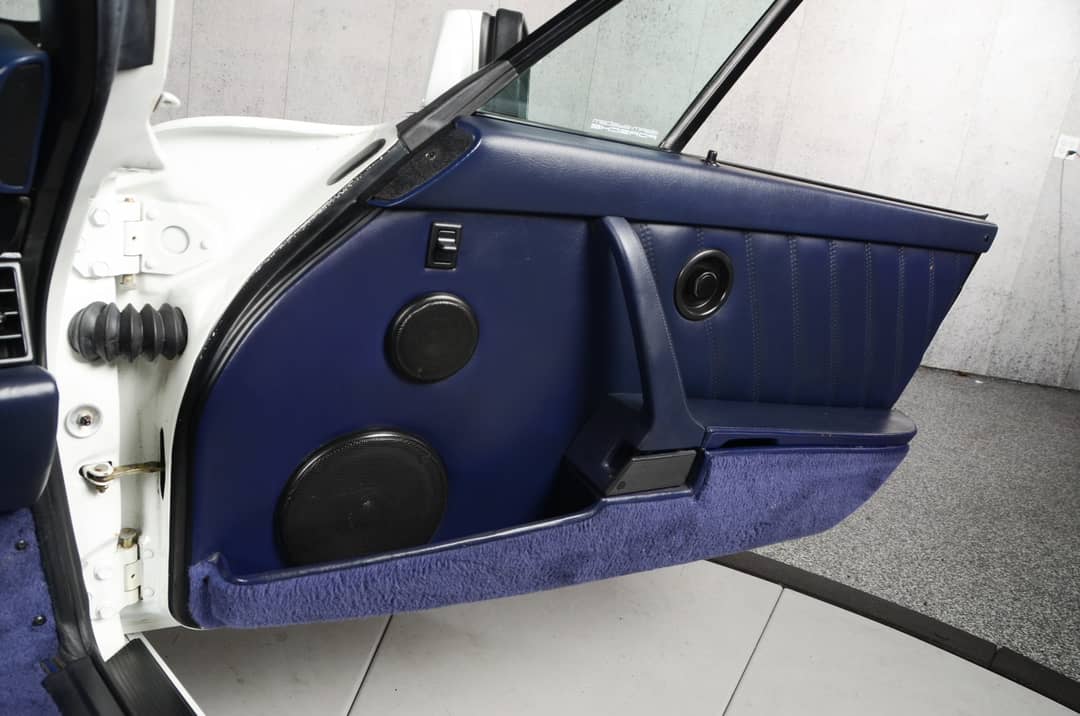 1991 Porsche 911 Carrera 2 — photo 27