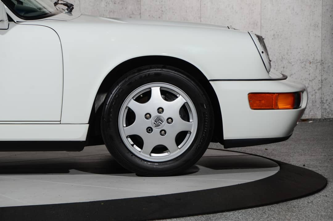 1991 Porsche 911 Carrera 2 — photo 5