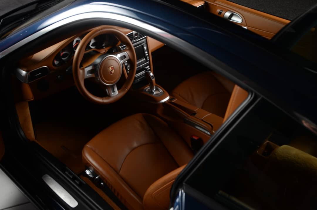 2011 Porsche 911 Targa 4S — photo 16
