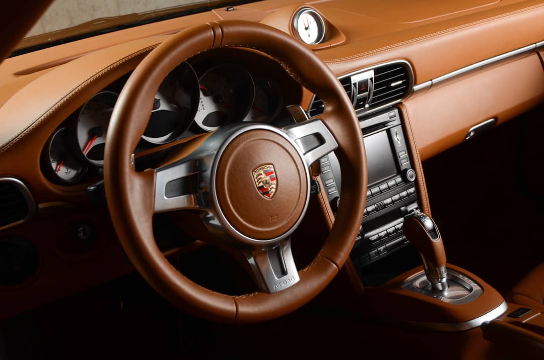 2011 Porsche 911 Targa 4S — photo 17