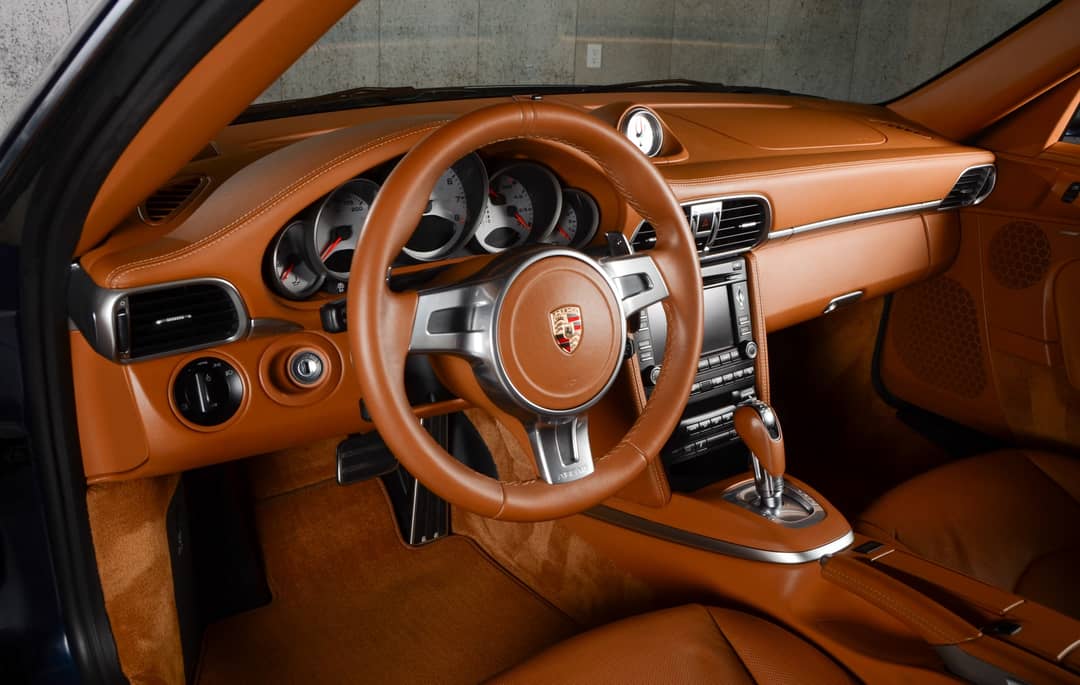 2011 Porsche 911 Targa 4S — photo 20