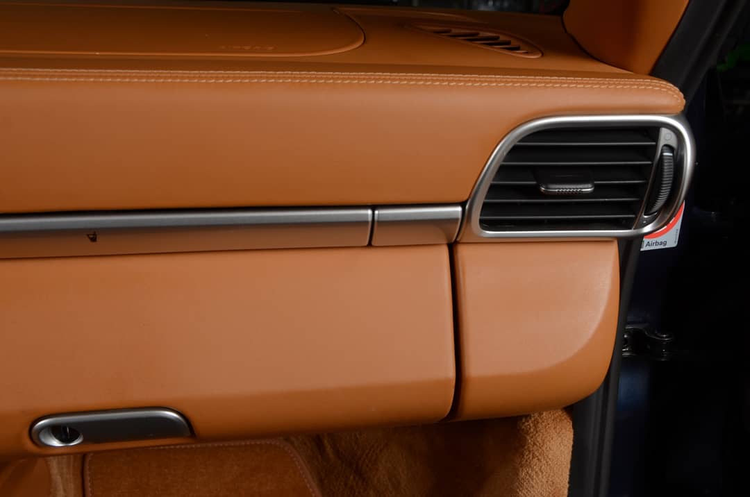 2011 Porsche 911 Targa 4S — photo 25