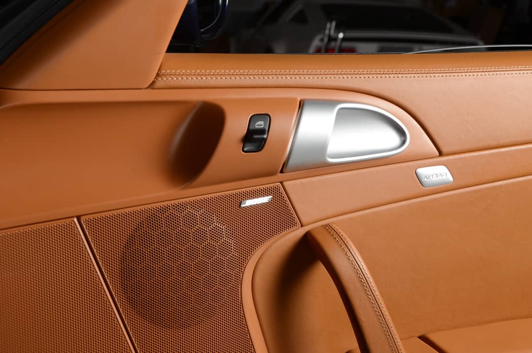 2011 Porsche 911 Targa 4S — photo 34
