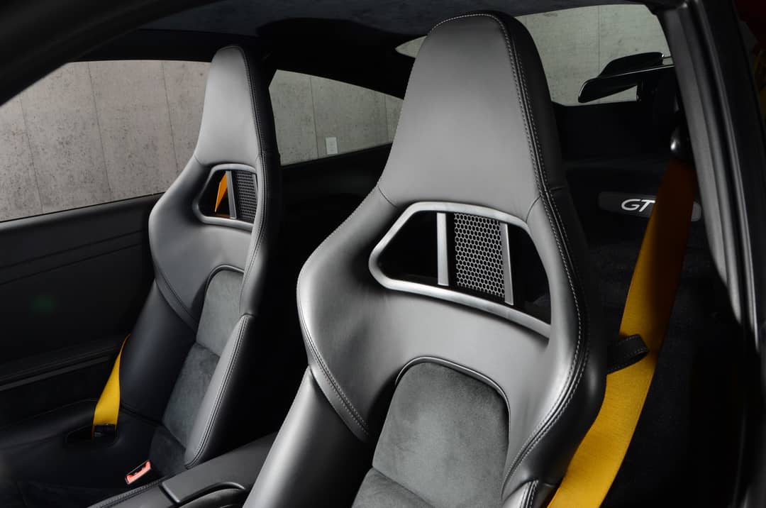 2010 Porsche 911 GT3 — photo 13