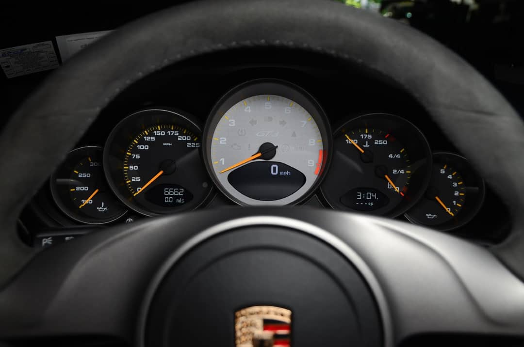 2010 Porsche 911 GT3 — photo 19