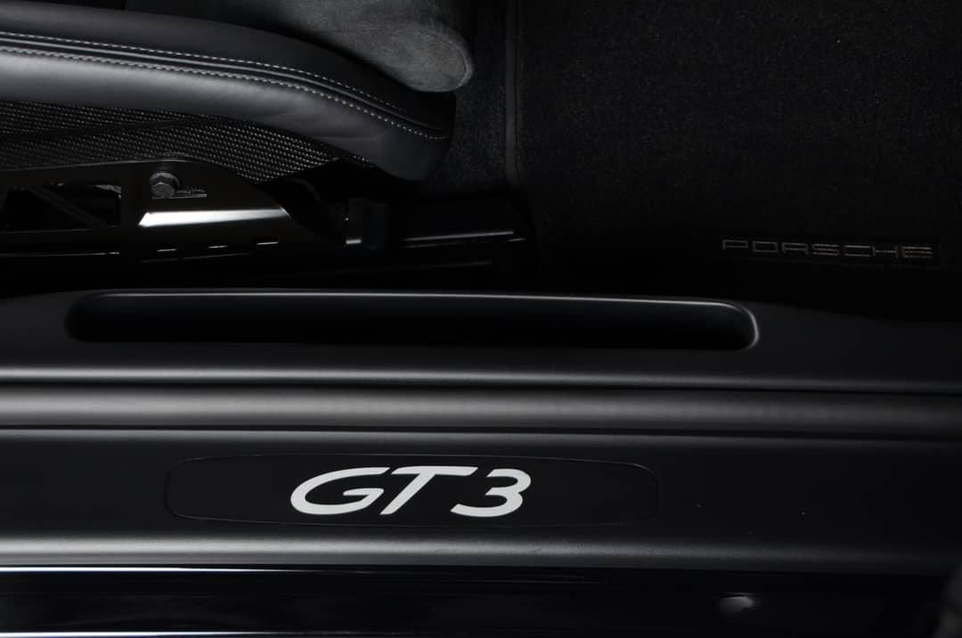 2010 Porsche 911 GT3 — photo 27