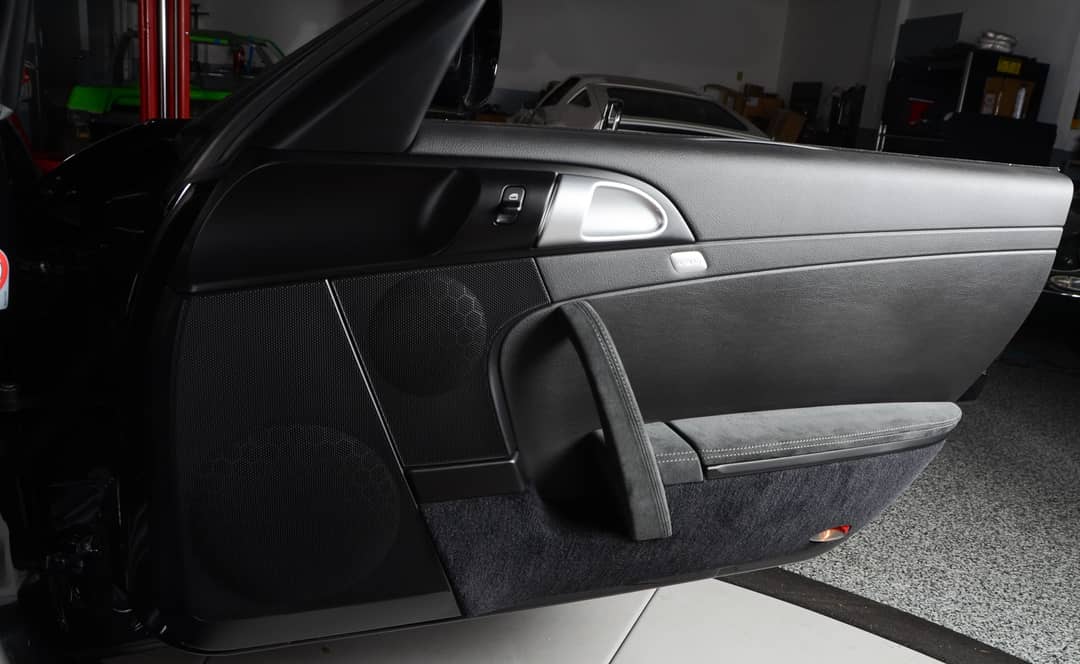 2010 Porsche 911 GT3 — photo 30
