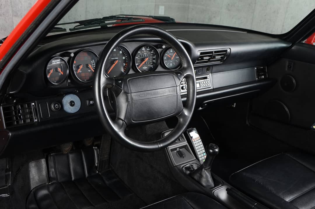 1990 Porsche 911 Carrera 2 — photo 15