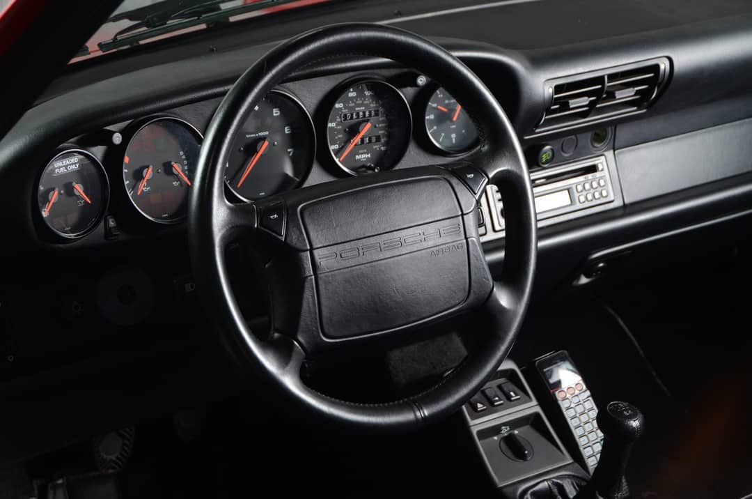 1990 Porsche 911 Carrera 2 — photo 17
