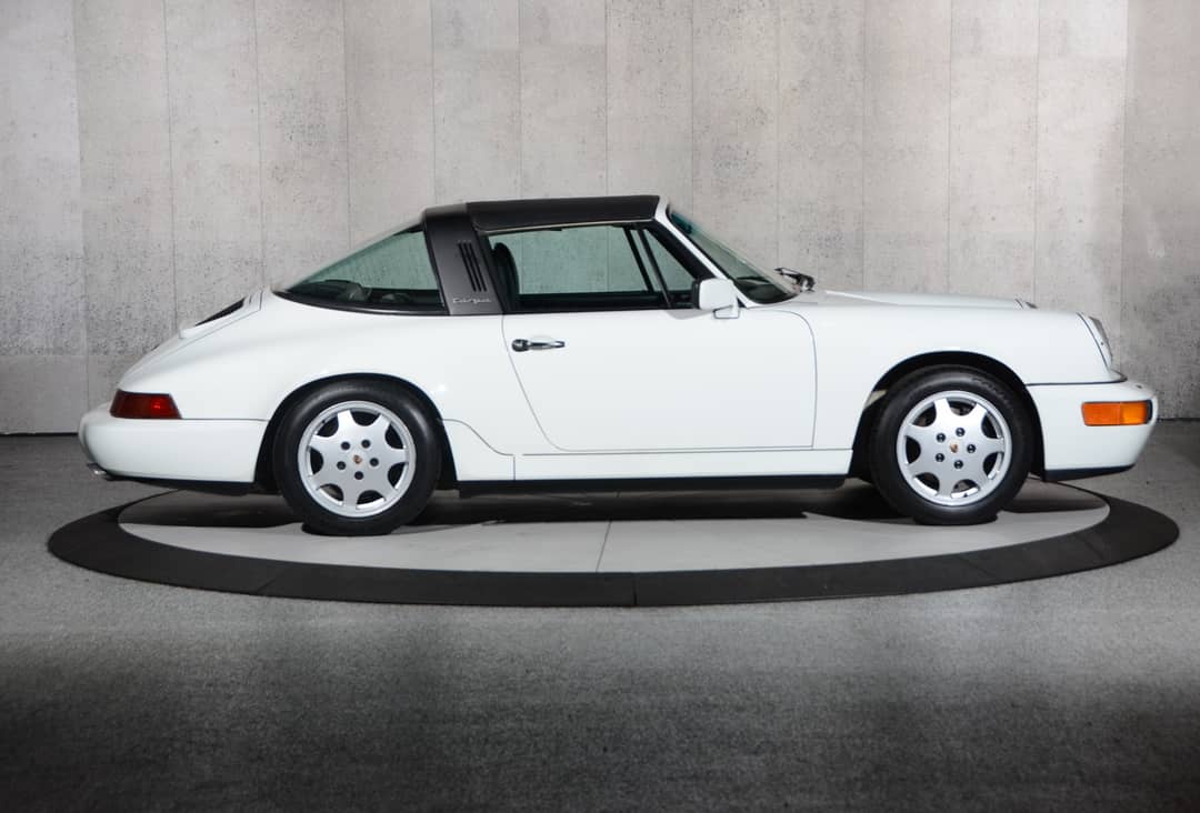 1990 Porsche 911 Carrera 2 Targa — photo 2