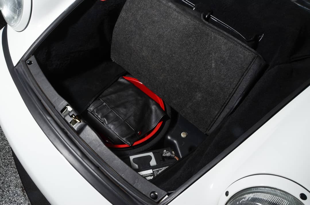 1990 Porsche 911 Carrera 2 Targa — photo 12