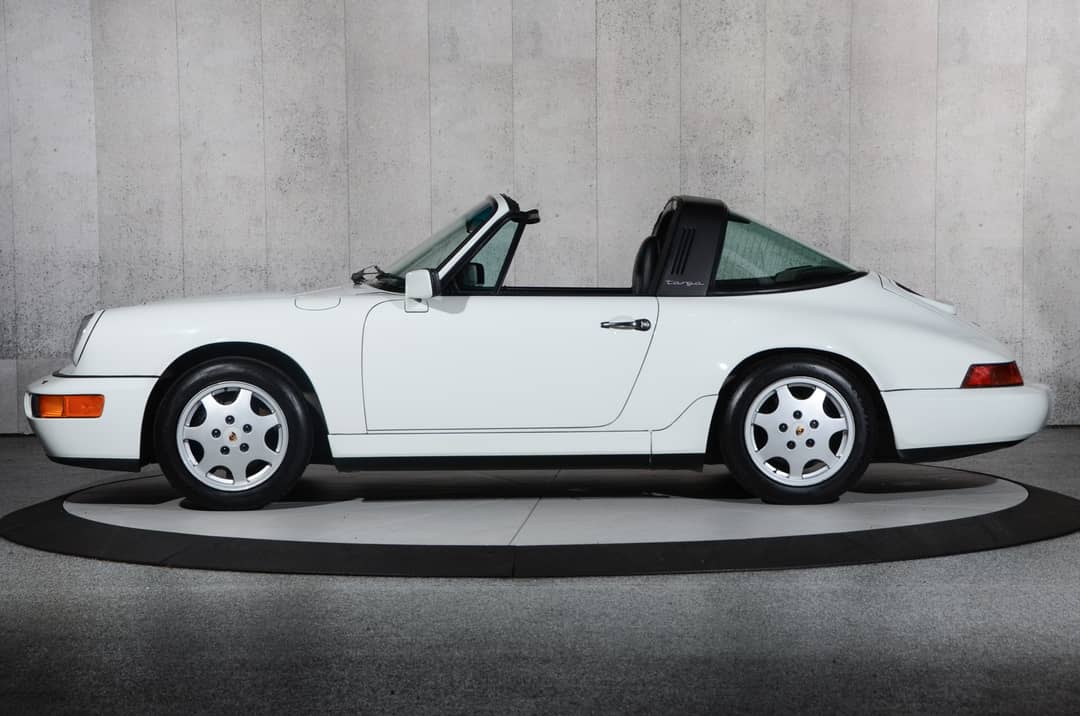 1990 Porsche 911 Carrera 2 Targa — photo 14